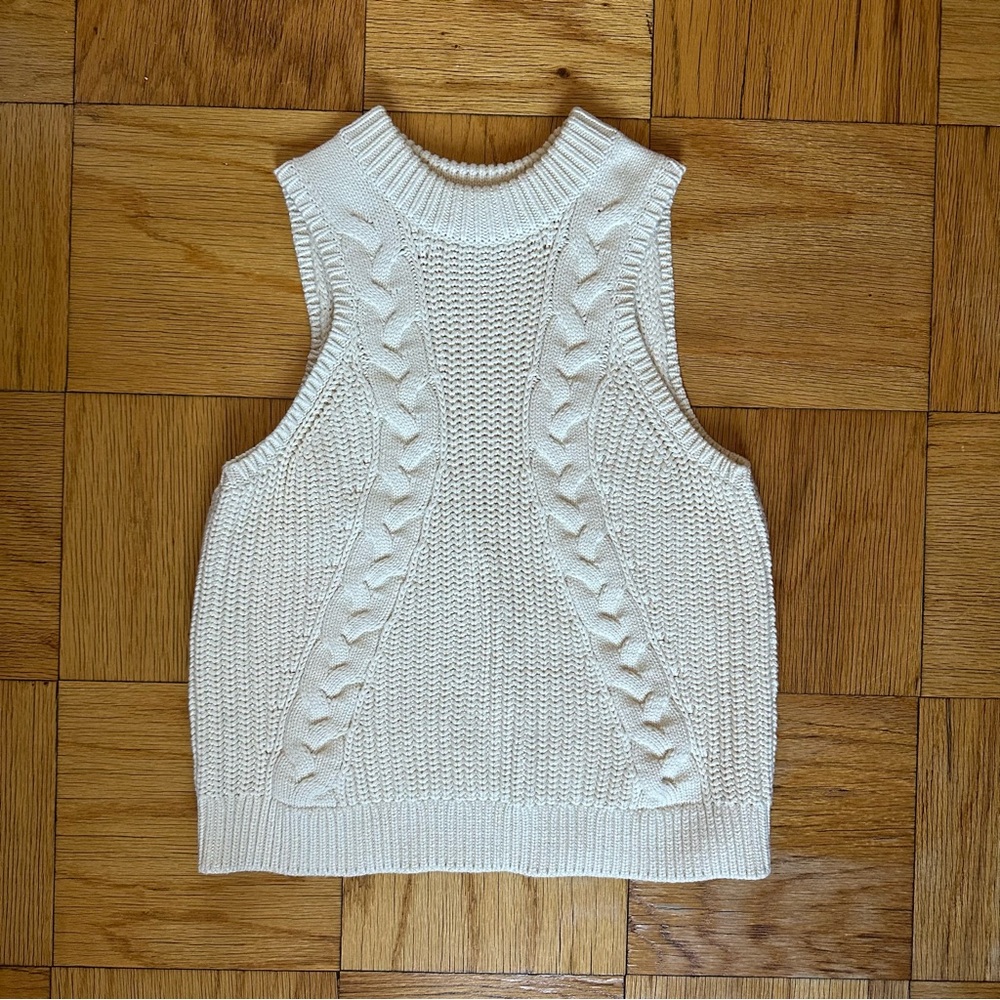 Banana Republic cable knit sweater